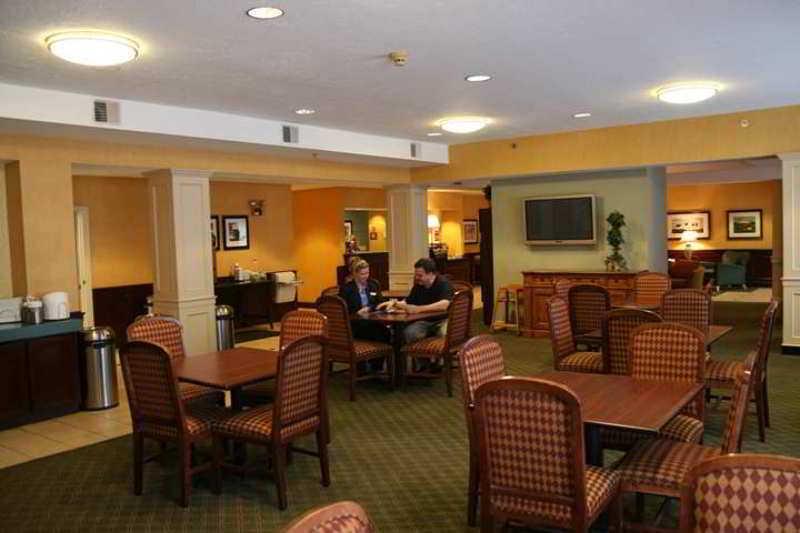 Hampton Inn By Hilton Concord/Bow Étterem fotó