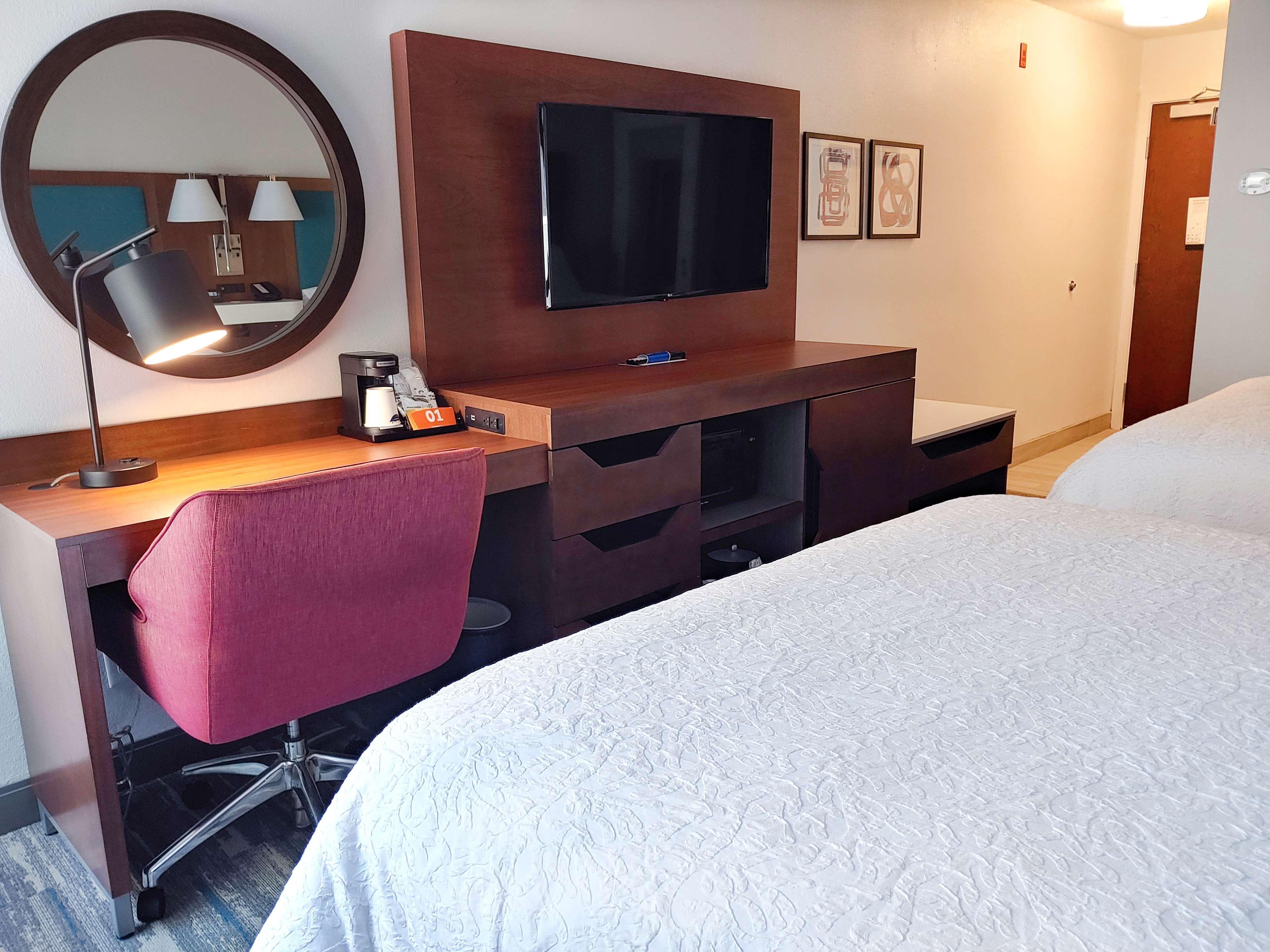 Hampton Inn By Hilton Concord/Bow Kültér fotó