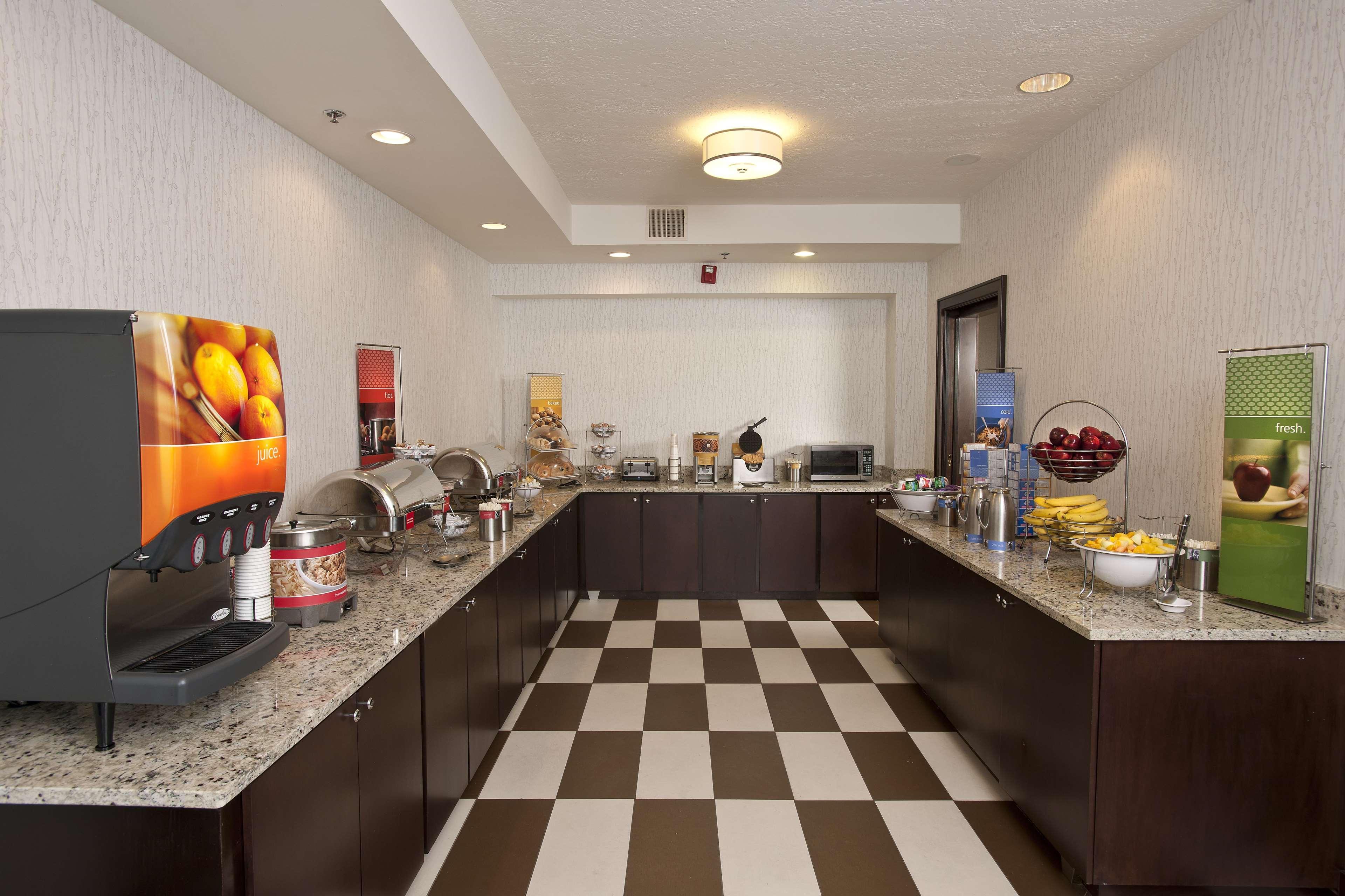 Hampton Inn By Hilton Concord/Bow Kültér fotó