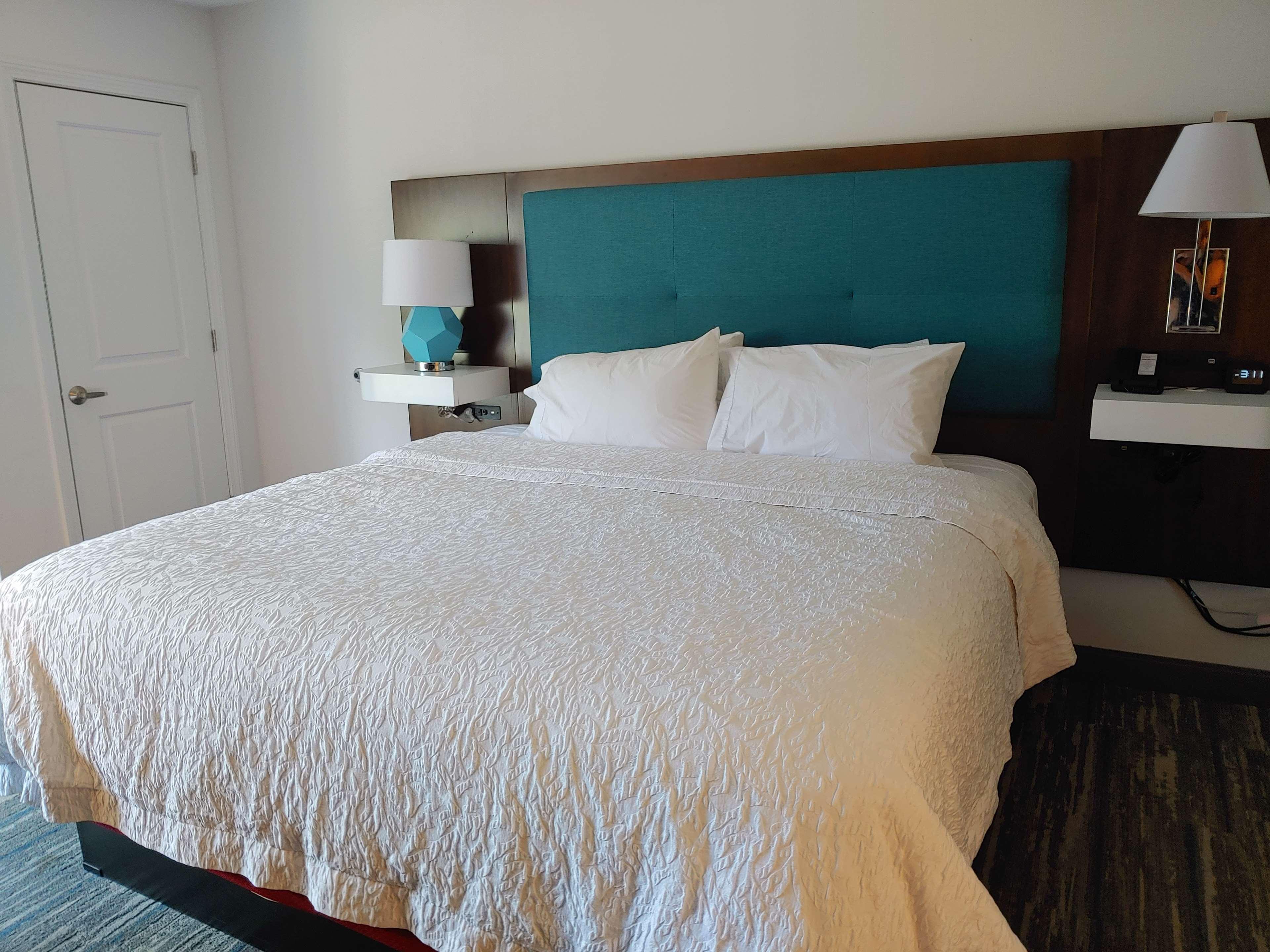 Hampton Inn By Hilton Concord/Bow Kültér fotó