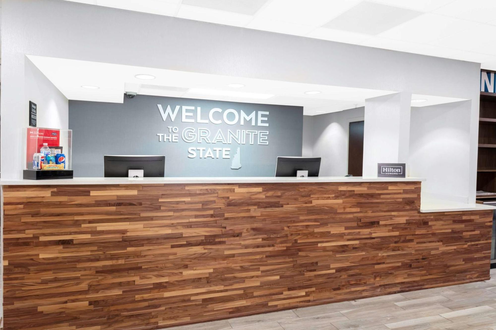 Hampton Inn By Hilton Concord/Bow Kültér fotó