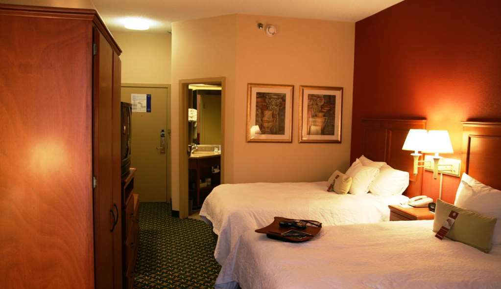 Hampton Inn By Hilton Concord/Bow Szoba fotó